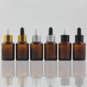 Garrafas de armazenamento 30 ml 20pcs Garrafa de óleo essencial de vidro âmbar com (anel de alumínio Branco/borracha preta) Recipiente de tampa de giratória