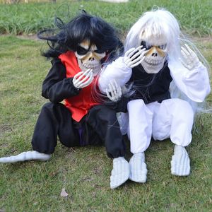 Dolls de pelúcia de Halloween decoração de terror elétrico chorando esqueleto olhos fantasmas brilhantes gritos acessórios de adereços assombrados bar jardim decoração de festa 230817