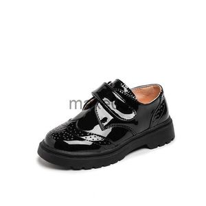 Soakers Soakers Kids Sooffers For Boys 2022 Spring New Britain Classic Black Versatile Kids Fashion Performance Sapatos casuais para show de casamento J230818