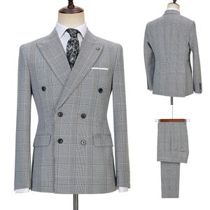 Classic Plaid Męski garnitur ślubny szczytowy Tuxedos podwójnie piersi Slim Fit Groom Wear 2 szt. Kurtka i spodnie Dostosuj