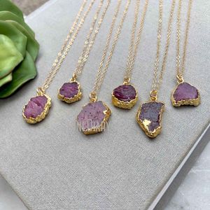 Pendant Necklaces NM36625 Natural Gemstone Red Jasper Free Form Gold Plated Chain Necklace July Birthstone Minimal Minimalist Jewelry