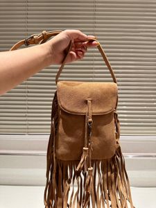 Новая кисточка -бродяга дизайнерская сумка с подлинная кожаная сумочка для женщин с плечами.