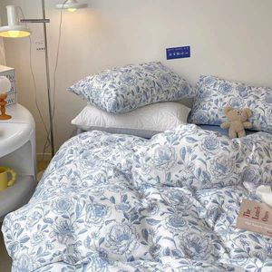 Bedding sets Queen Set of Double Bed with Bedclothes Sheets Duvet Cover Couple Sheet Bedspread Comfort 230817