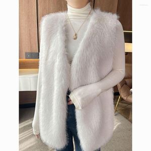 Kvinnors päls 2023 White Faux Vest Autumn Winter Women Long Jacket Coat Soft Warme Sleeveless Plus Size Outerwear Parkas V195