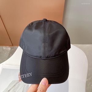 Ball Caps Novelty Fashion Fashion Classic Black Baseball Cap Men and Women Regolable Hight Qulity Casual Spring Unisex Sun Hat