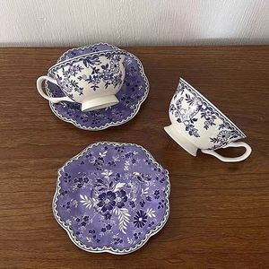 Kubki porcelanowe kawy espresso kawy oryginalne śniadanie piękne usługi angielskie zestaw herbaty tazas ceramica cup 230817
