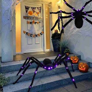 Andra evenemangsfest levererar superbivt svart skrämmande jättesimuleringsspindel med lila LED -lampor Halloween Party Decoration Haunted House Horror Props 230817