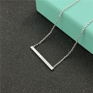 Luxury Necklace Custom Pendant Halsband Mens smycken Kvinna Ice Block Formed 18K Rose Gold Silver Diamond Chain Designer Jewelrys for Women Birthday Party Gift