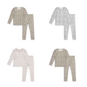 Pyjamas 2023aw Lou Girls Blumen Thermal Unterwäsche eng anliegende weiche Heimkleidung Herbst Bottoming T -Shirt Hosen Set 230818
