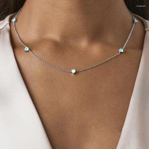 Kedjor som säljer S925 Sterling Silver Three Hearts Moonstone Charm Halsband Kvinnors mångsidiga lyxiga känsliga smycken
