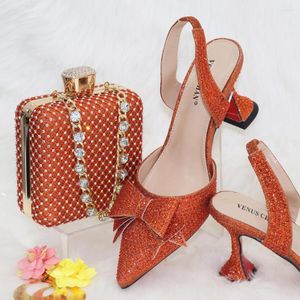 Отсуть обувь Doershow Charmy и Satching Satching Set с апельсином, продавая женщин итальянца на вечеринку! HSW1-8