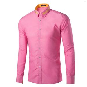 Mäns casual skjortor guldbroderi män klänning 2023 varumärke långärmad bröllop brudgum rosa skjorta män knapp upp camisa social maskulina
