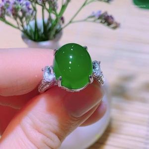 Klusterringar naturliga 925 silver inlagda med grön chalcedon kvinnor ring smaragd agat atmosfäriska modesmycken