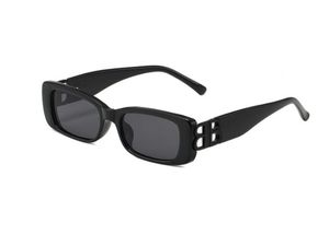 Дизайнерские солнцезащитные очки для женщин и мужчин Моде модели Специальное ультрафиолетовое ультрафиолетовое письмо 400