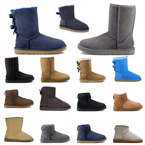 2023 Hot Classical Short Miniwomen Boots الحفاظ على دافئة الحذاء رجل أفخم عارضة أحذية دافئة Dark Dark Sheepes Sheede Sheed Shoed Chestnut Gray 36-41