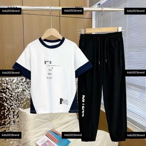 comfort Tracksuits KIds Clothes Child designer Sets Baby Free shipping 2pcs Letter printed round neck T-shirt and lace up pants