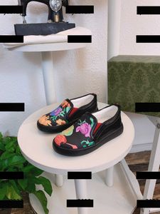 Barn casual sko barn sneakers baby våren ny ankomst gummi färgglad blomma tryck box skydd sändning barnstorlek 23-35