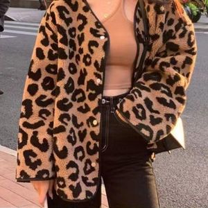 Jackets femininos Vintage Brown Leopard Integration Jacket Women Logo Button Up Coats de grandes dimensões Roupas de inverno Meninas de estilo coreano Kawaii