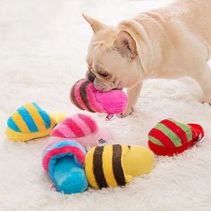 Dog Toys Tuggar Toy Pet Plysch Sunda tänderresistenta kärleks tofflor leveranser för små hundar 230818