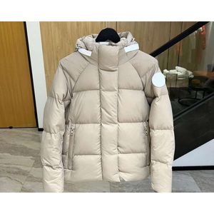 Canadian Winter Goose Jackets Warm Coatesigner Mens Womens Puffer Down Parkas tjocka varma rockar Vindtätt broderi Letter Streetwear Causal262 Chenghao01