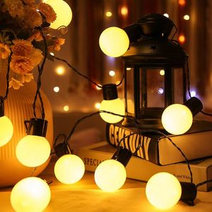 سلسلة شمسية مصابيح LED مصابيح المصابيح في الهواء الطلق 10/20/30 LED G50 Globe String Light آمنة مريحة ودائمة ضوء خرافية في الهواء الطلق