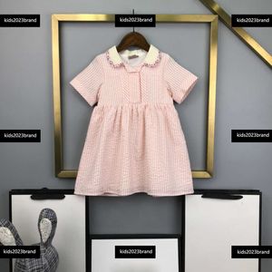 babykläder flickor klänning barn designer minimalist strip design klänning storlek 100-160 gratis frakt Vogue Summer kjol Ny produkt april07