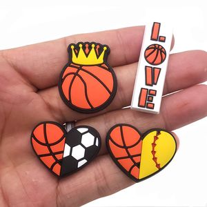 Ayakkabı Parçaları Aksesuarları 1 adet aşk basketbol takıları komik diy jibz dekorasyon tıkanma için uygun sandallar sandalet çocuklar erkekler parti hediyeleri düşme del otuim