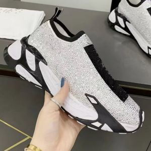 Ms fashion knitting stretch hose thick bottom antiskid shoes men sneakers designer leisure network technology 45 with one leg skin breathe freely crystal shoes box