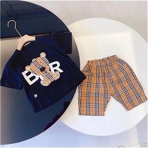 Summer men's and women's baby designer retro matching cotton texture comfortable skin friendly fashion generous two-piece set size 90-160cm F011