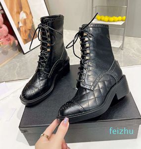 Boots Black Ankle Martin Biker chunky platform flats combat fashion Boot low heel lace-up booties leather chains buckle women luxury designers shoes