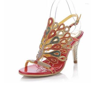 Sandalet Kadın Moda 2023 Renkli Kristal Tavuskuşu Kalın/İnce Yüksek Topuklu Rhinestone Kadın Ayakkabıları Yaz Partisi Düğün Pompaları