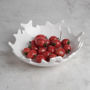 Plates Restaurant Creative Oregelbundet keramiskt bordsartiklar Europeisk stil med speciell stil Fruktplatta Vit korallformad efterrätt