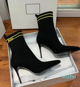 Kobiety Sock Bototy Stiletto Botowce Buty Buty z dzianiny Letter List Mid Calf Pull on Elastic Point Stiletto luksusowa moda z pudełkiem