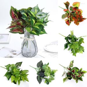 Dekorativa blommor Simulering Grön Leaf Artificial Plant Plastic Flower Arrangement Accessories Garden Fake Leaves Decor Home Room