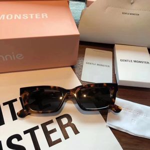 Sunglasses New GM 2024 Jennie Female Ins Retro Small Face Sunglasses Fashion Glasses sunglasses for women designer sunglasses