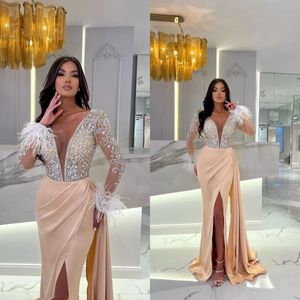 Sexy Champagne Beaded Split Prom Dresses Arabic Feather Long Sleeve Evening Gowns Chic Women Party Dress