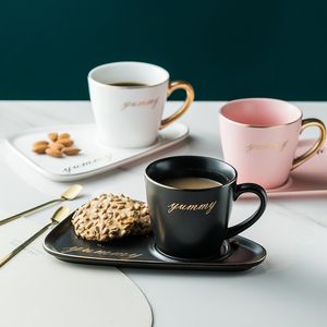 マグカップPhnom Penh Coffee CupとSaucer with Spoon Dim Sum Afternof Tea Tableware Tray Creative Light Luxury Style 230818