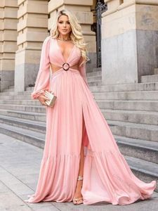 Прикрытие 2022 Long Pink Pink Sut Out Desation Dress Tunic Женщины летняя одежда пляж и одежда для купальных костюмов прикрытие сексуальные бикини A1187