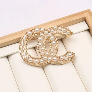 9045fashionable pearl brooch temperament women's diamond brooch gold and silver letters Christmas holiday gift