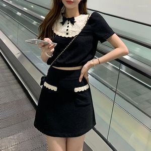 Women's T Shirts 2023 Summer Korean Kontrast Color Patchwork Bow Cute Short-Sleeved T-shirt Women Sexig Slim Hip Skirt Tvådelad kostym