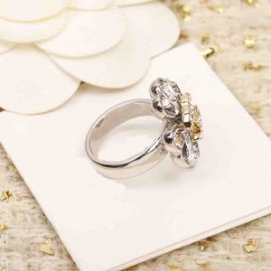 2023 Luxury quality charm punk band ring with flower design in two colors plated crystal beads have box stamp PS7488B