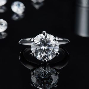 Cluster Rings Klassiker Moissanit Ring Ausgezeichneter Schnitt 5 CT Pass Diamond Test D Grad S925 Silber Engagement Jewelry