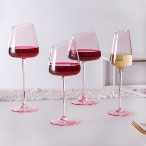 Vinglas 421 st unik handblåst kristallglasbägare europeiska rosa stamade glittrande champagne cup för bröllopsfestgåvor 230818