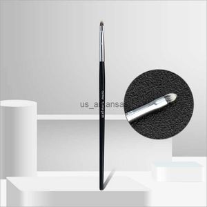 Makeup Borstes #26 Lipstick Eyeliner Makeup Brush Eyeshadow Pen Fiber Mjuk liten precision Pekad trähandelsborste kosmetisk makeupverktyg HKD230821