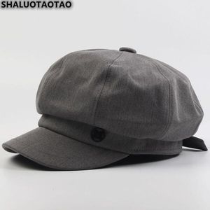 Berets Shaluotaotao Fashion Octagonal Hat Женский весенний лето повседневное Allmatch Beret Письмо ретро художник Sboy Hats Cacquette 230821