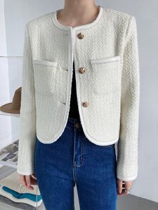 Womens Wool Blends Autumn 30% kortjacka för kvinnor eleganta och sofistikerade boucle -material singelbröstknapp Lång ärm 230818