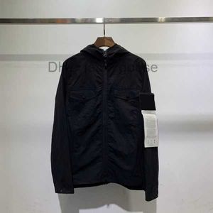 Kurtki projektant marki Spring Thin Light Style Stones Island Kurtka Czarna biała zielona zielona trzy kolory zip rleisure modne powłoki to ląd 2 3zlt