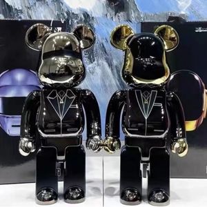 Oggetti decorativi Figurine Daft Punk 400 Violenza del viso brillante Orso 3D Ornamento originale Ornament Curso Statua Modello Decorazione 230818