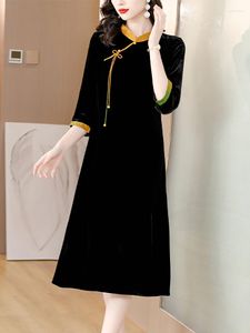 Sukienki swobodne jesień czarny aksamit grube eleganckie długie sukienki Koreańskie vintage Hepburn luksus wieczór 2023 Modna impreza BodyCon