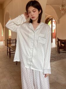 Sleepwear feminino Crlaydk feminino jacquard pijamas de cetim de seda duas peças PJS Conjunto de manga longa botão para baixo